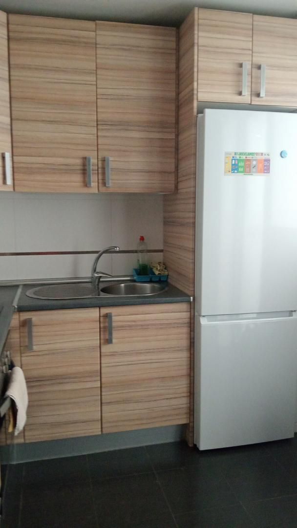 Cuina de Pis de lloguer en Badajoz Capital amb Calefacció, Jardí privat i Parquet