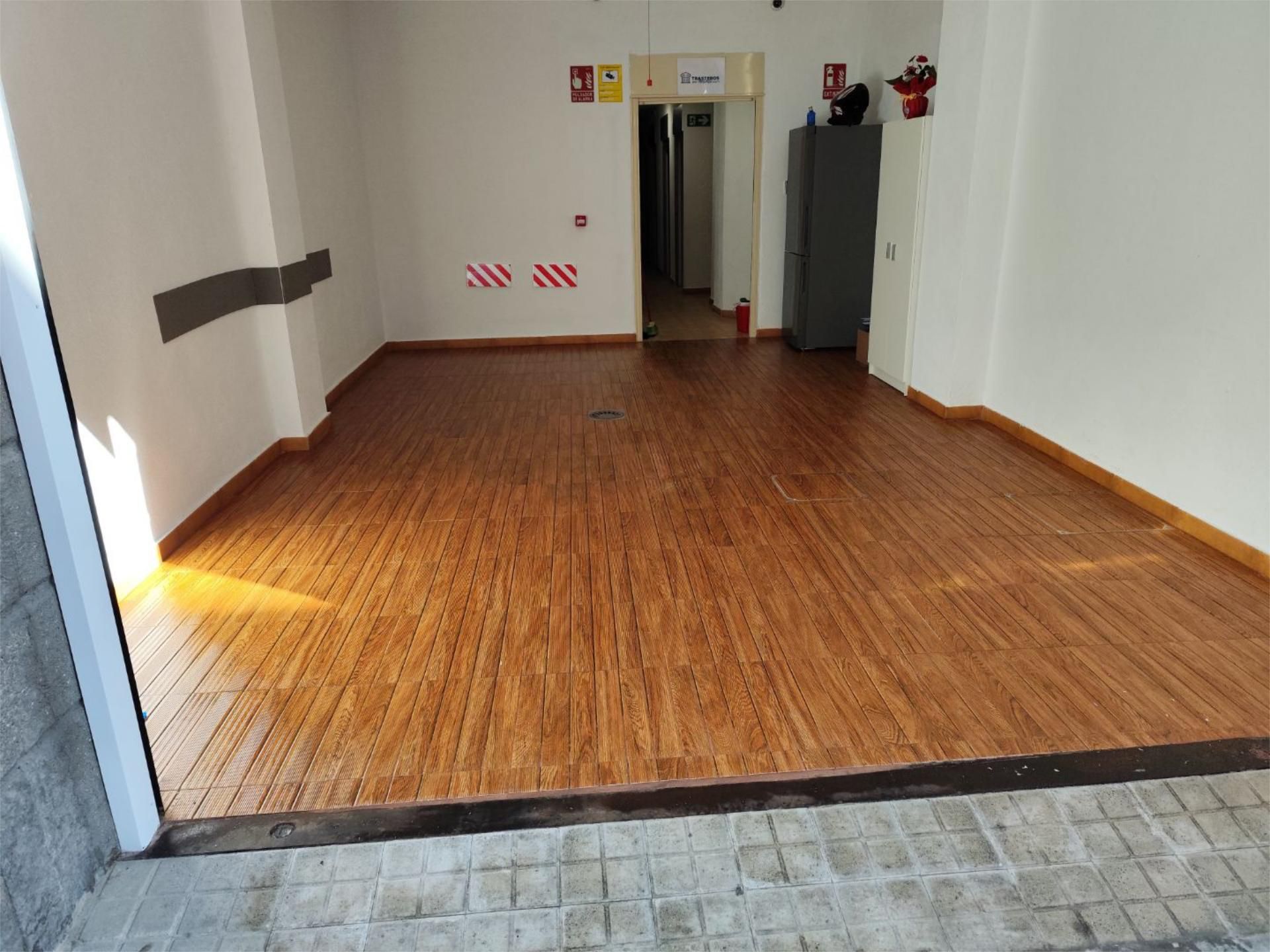 Box room to rent in  Madrid Capital