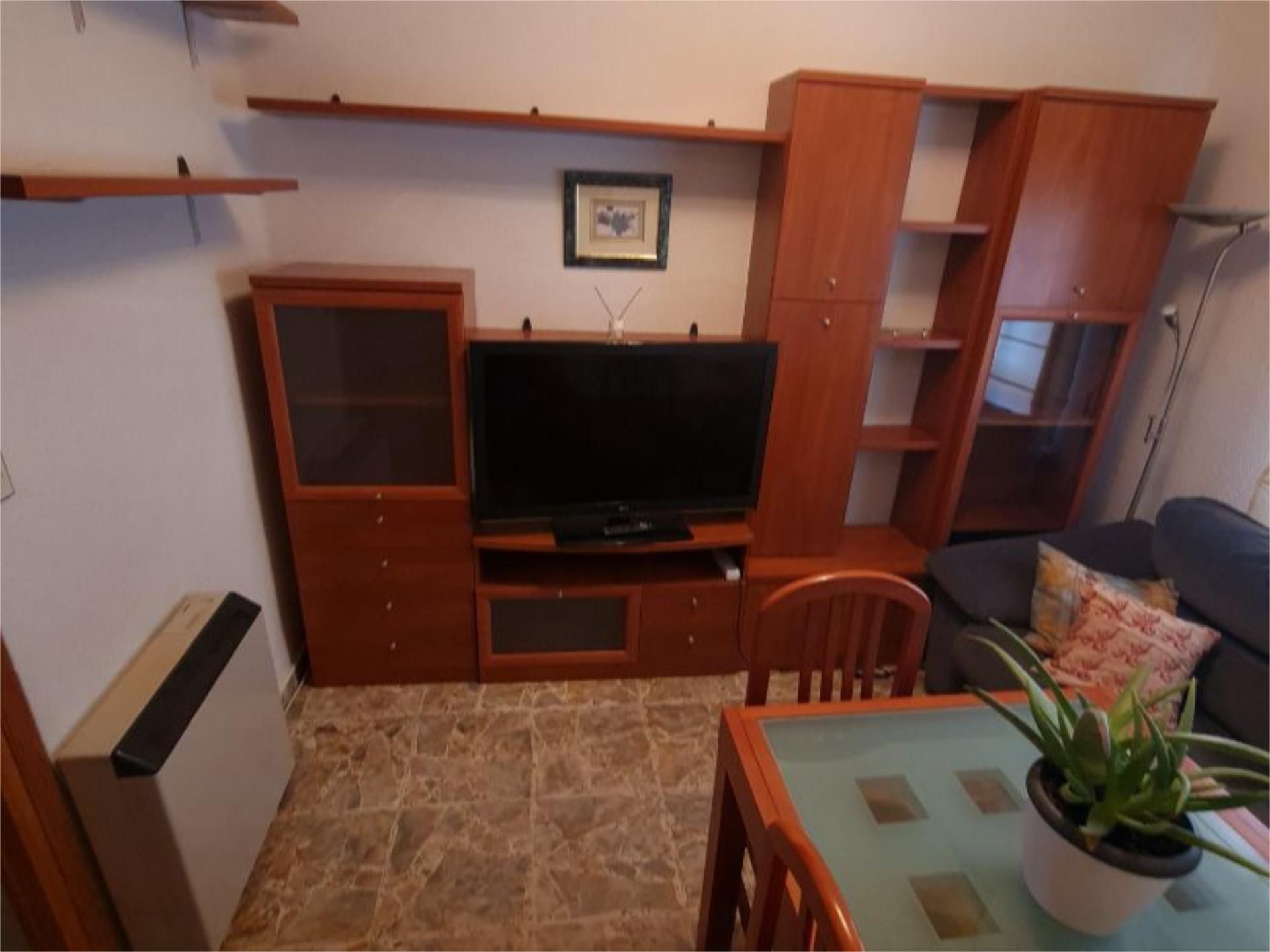 Living room of Flat to rent in Ávila Capital  with Heating, Furnished and Community parking