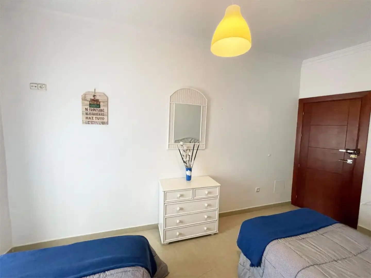 Casa o chalet en venta en Calle Ventosilla Alta, 17, Setenil de las Bodegas Habitación de Casa o chalet en venta en Setenil de las Bodegas con Terraza, Piscina y Balcón