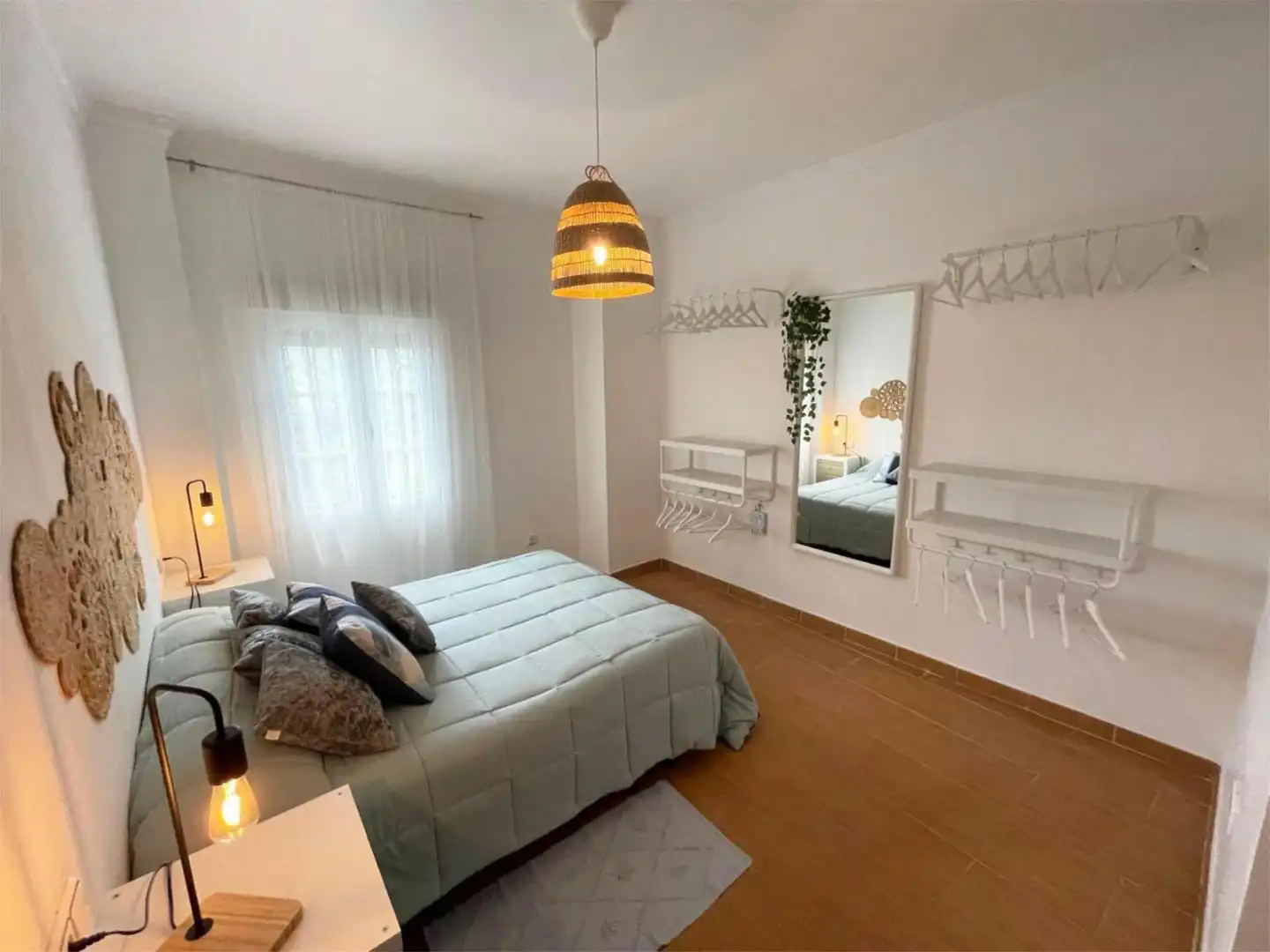 Casa o chalet en venta en Calle Ventosilla Alta, 17, Setenil de las Bodegas Habitación de Casa o chalet en venta en Setenil de las Bodegas con Terraza, Piscina y Balcón