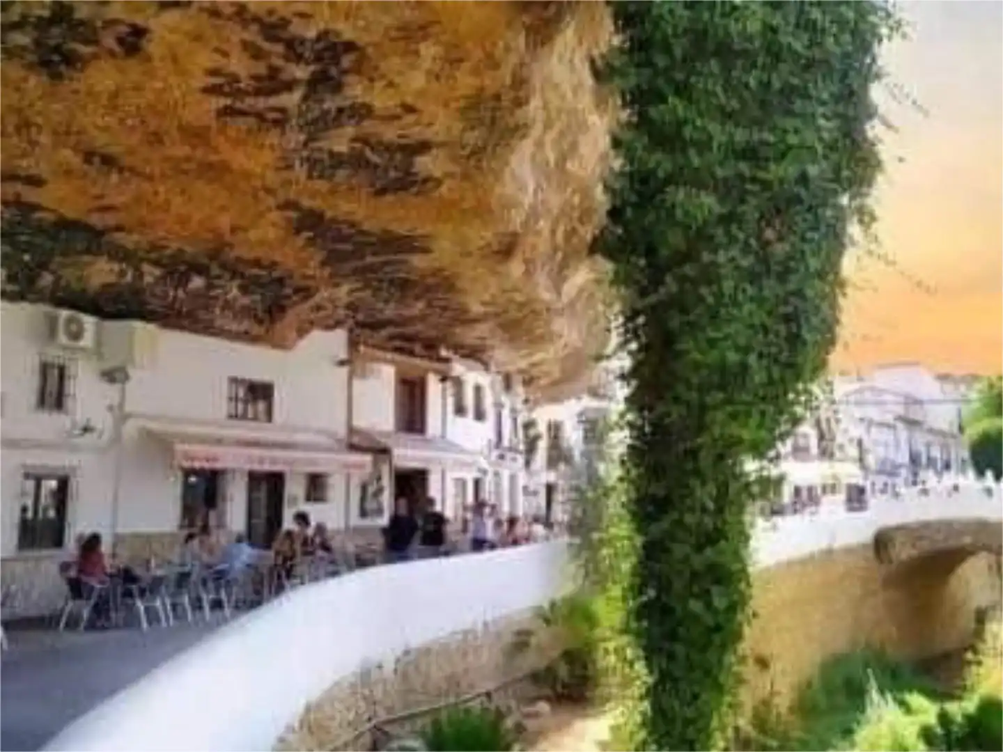Casa o chalet en venta en Calle Ventosilla Alta, 17, Setenil de las Bodegas Vista exterior de Casa o chalet en venta en Setenil de las Bodegas con Terraza, Piscina y Balcón