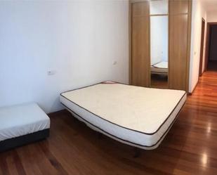 Bedroom of Flat to rent in Pontevedra Capital   with Heating