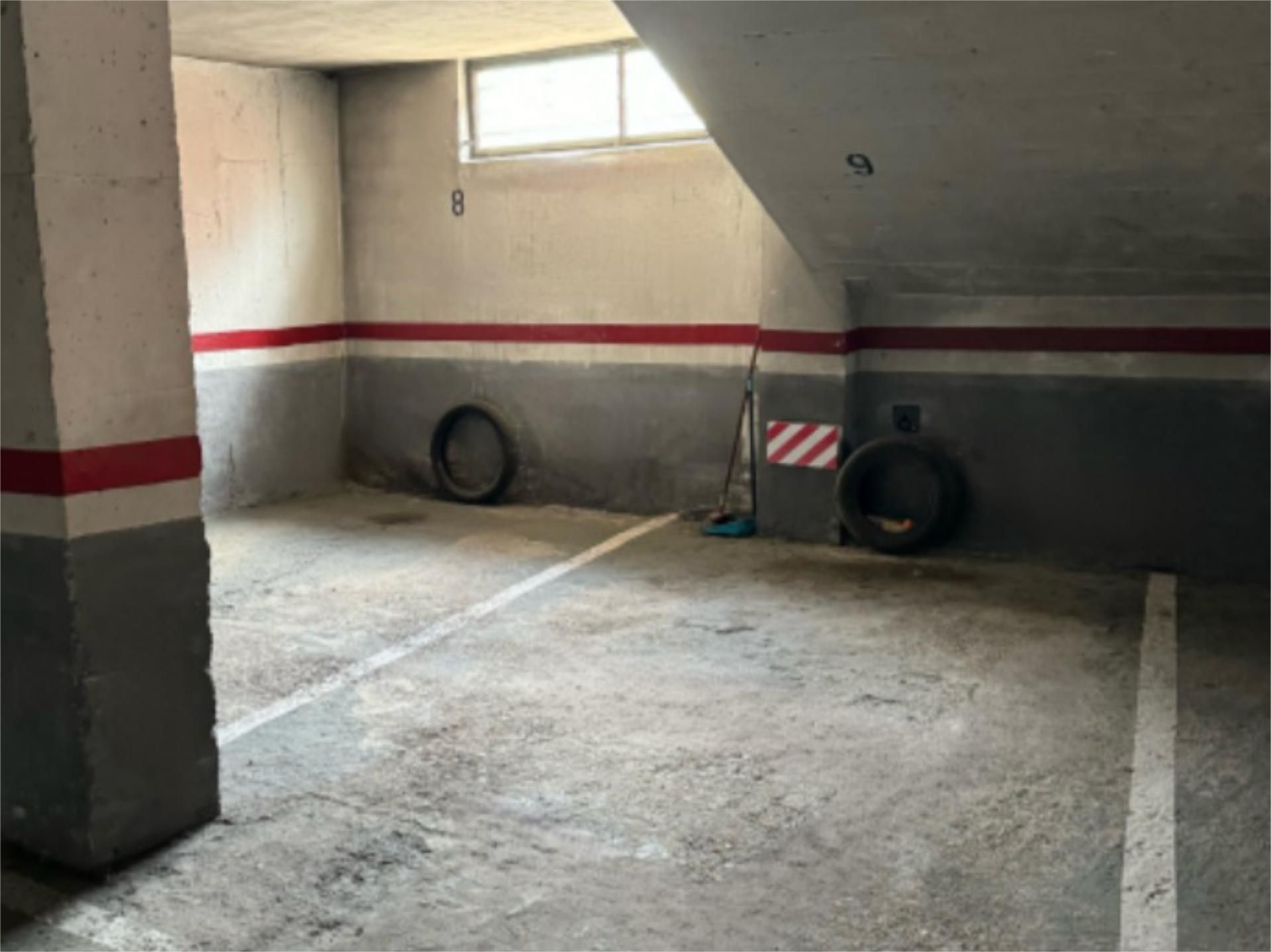Parking de Garaje de alquiler en León Capital 