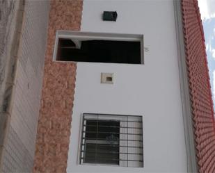 Casa adosada en venda en La Carlota amb Aire condicionat, Calefacció i Terrassa