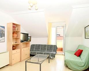 Bedroom of Apartment to rent in A Illa de Arousa   with Parquet flooring, Furnished and Oven