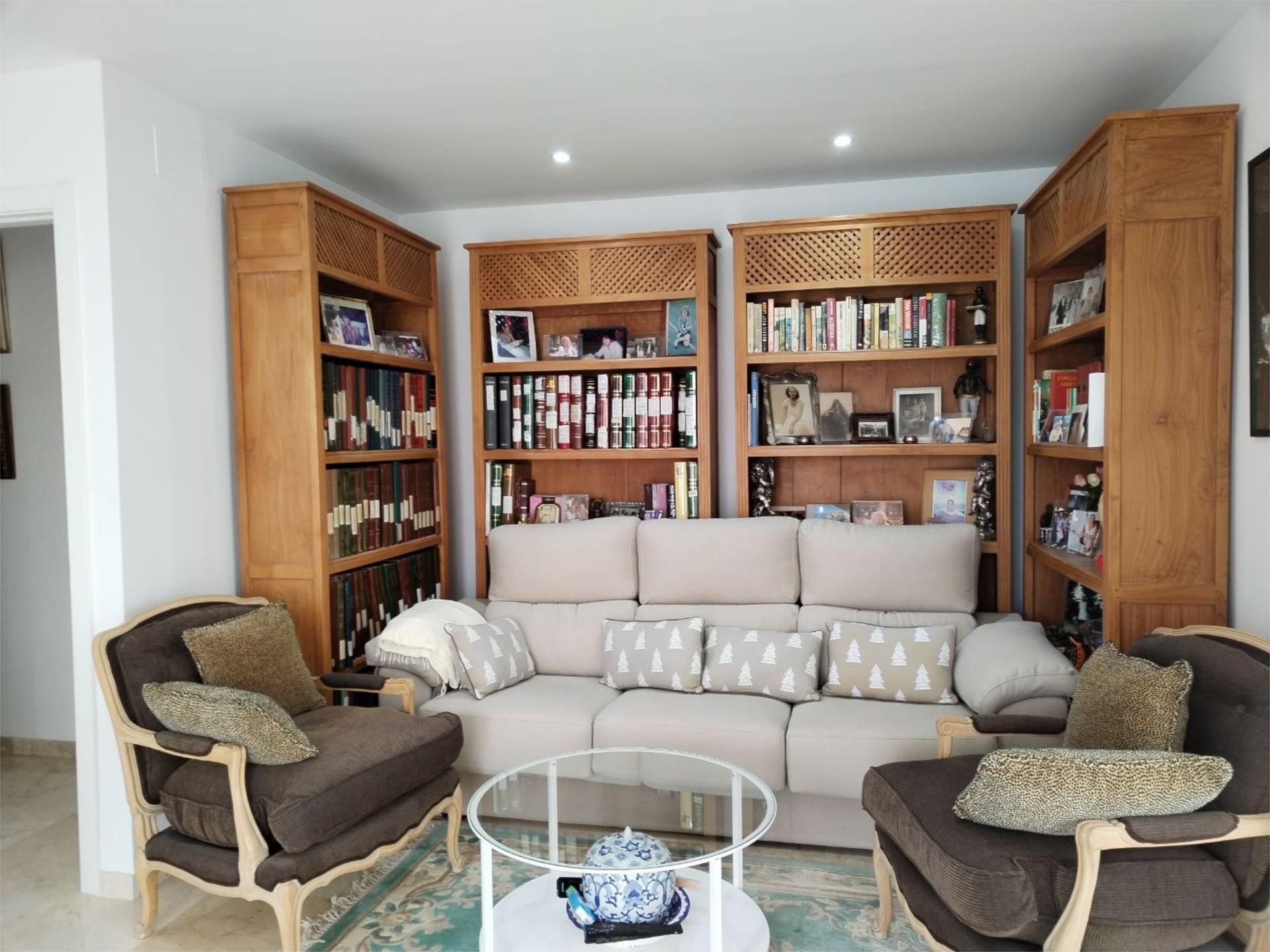 Sala d'estar de Pis en venda en Marbella amb Aire condicionat, Calefacció i Terrassa