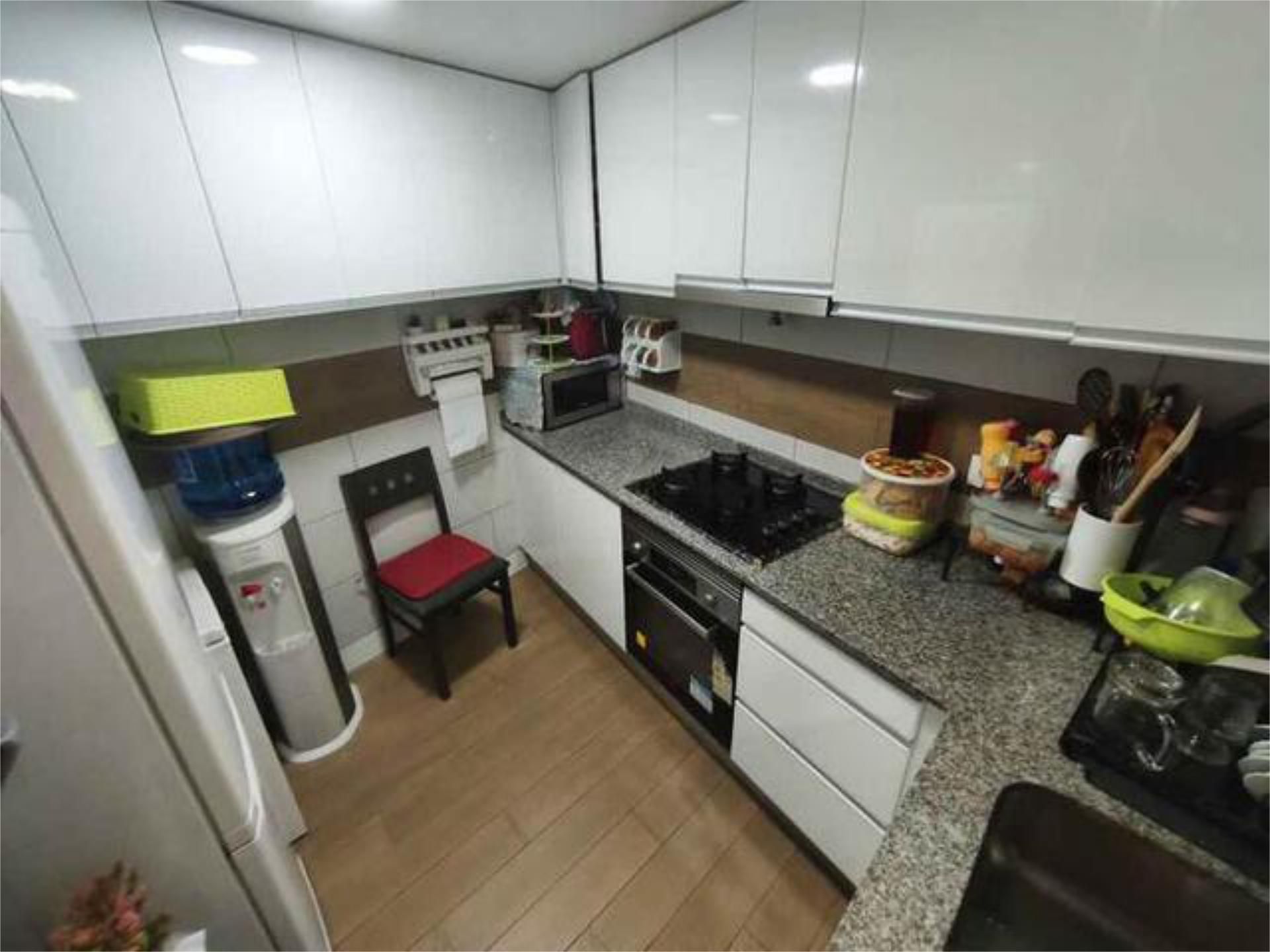 Cuina de Casa o xalet en venda en Badalona
