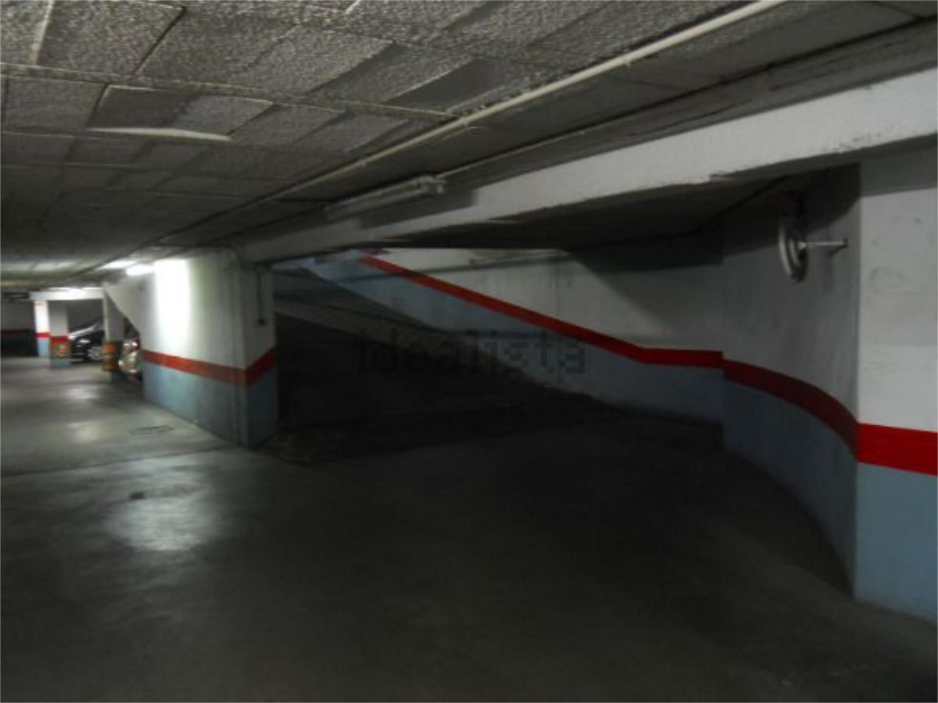 Parking of Garage to rent in  Cádiz Capital