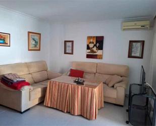 Estudi per a compartir a Isla Chica