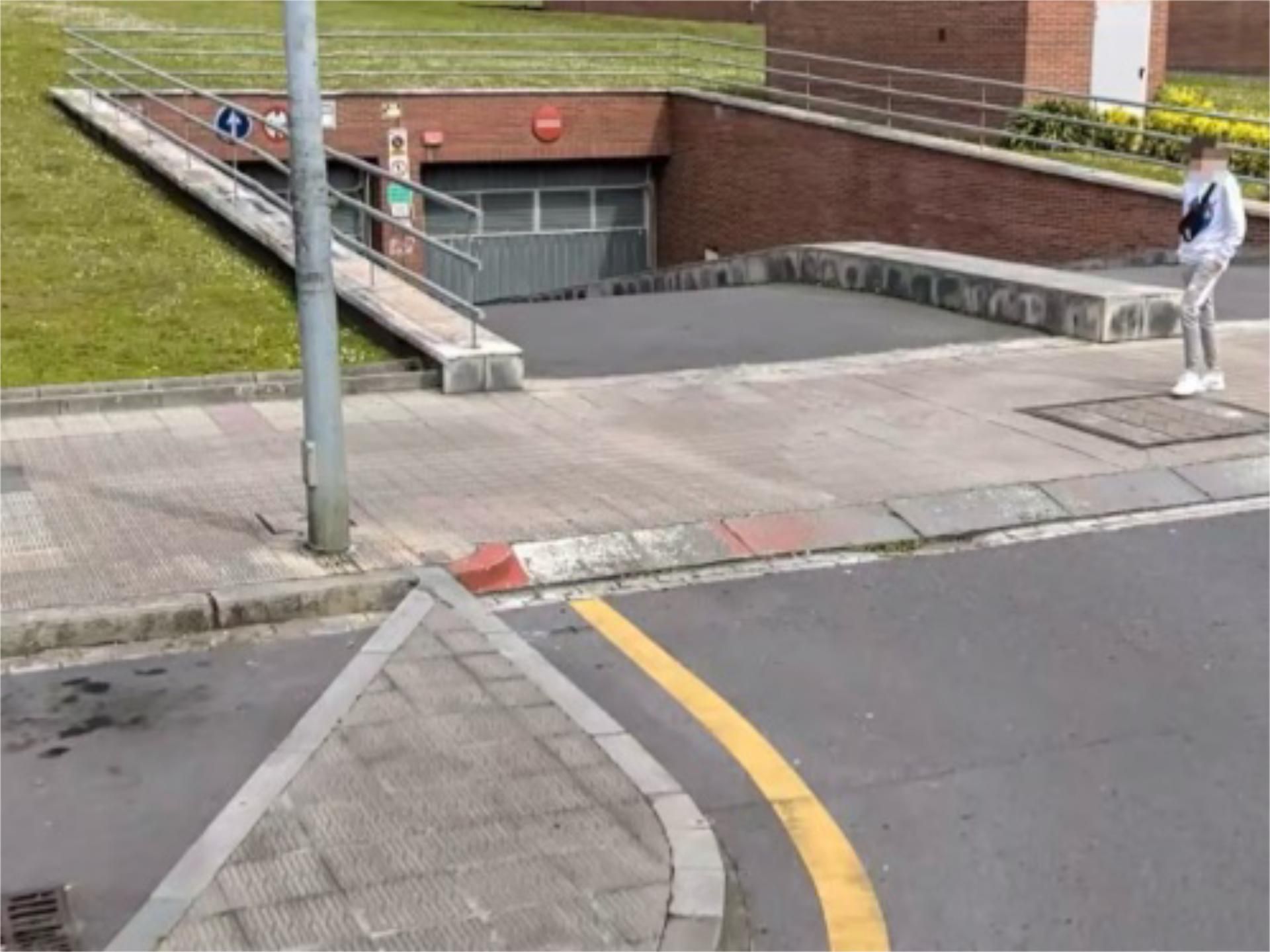 Parking of Garage to rent in Barakaldo 