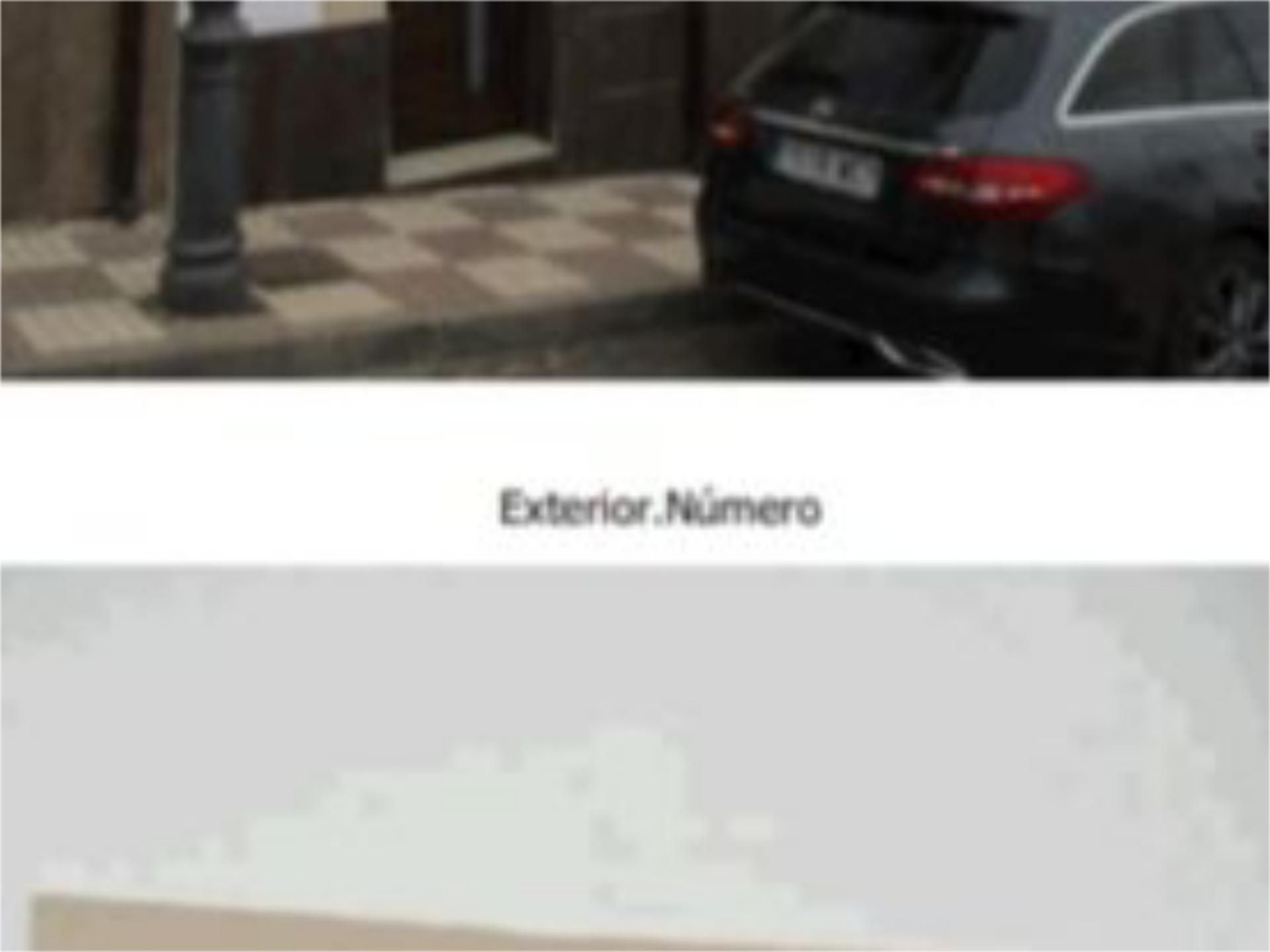 Aparcament de Casa adosada en venda en La Victoria amb Aire condicionat, Calefacció i Terrassa