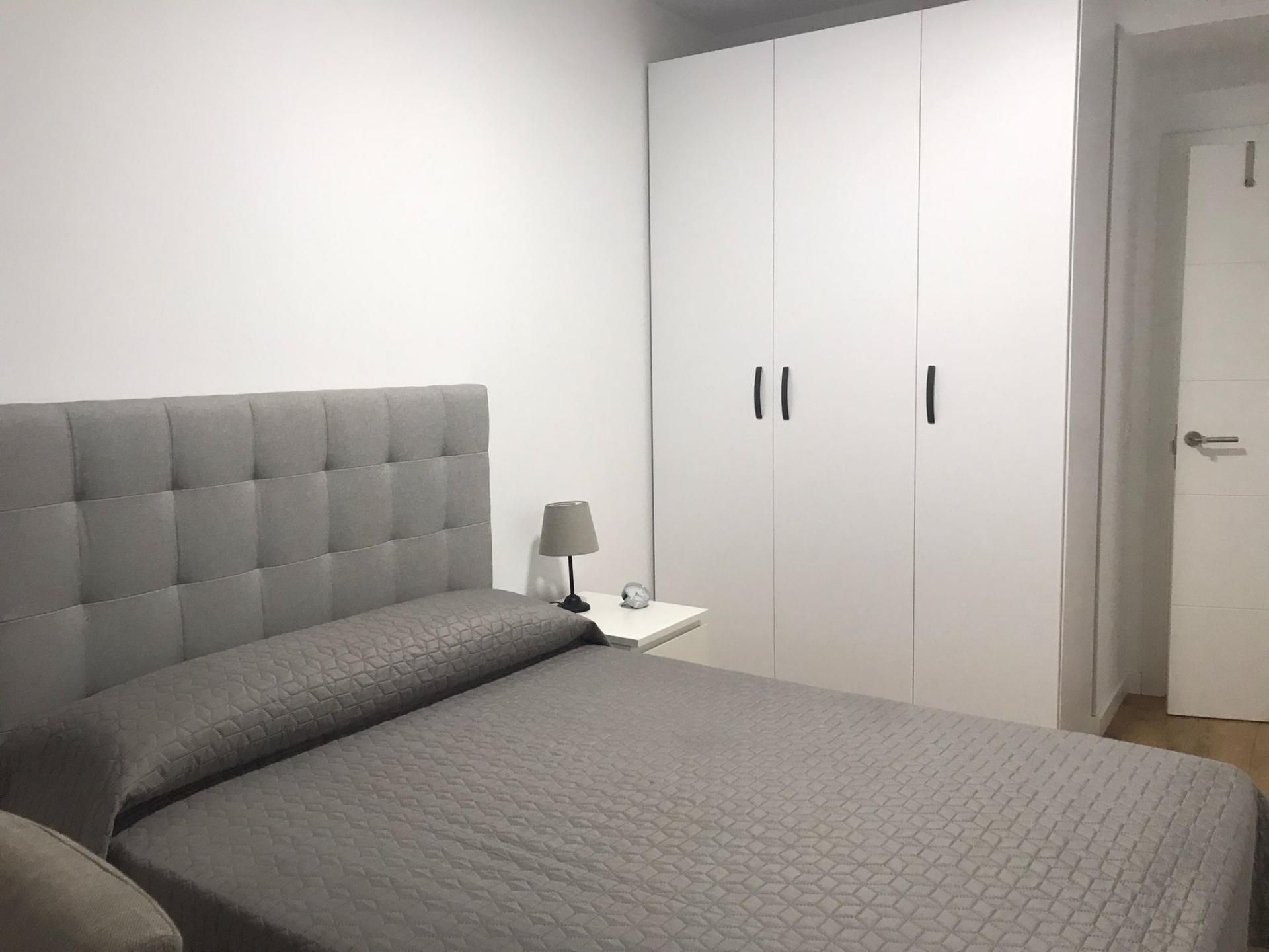 Bedroom of Flat to rent in Puerto Real  with Air Conditioner, Heating and Private garden