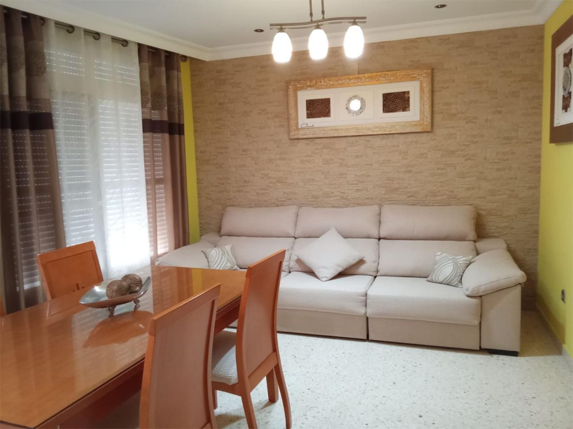 Living room of Flat to rent in Puente Genil  with Air Conditioner and Balcony