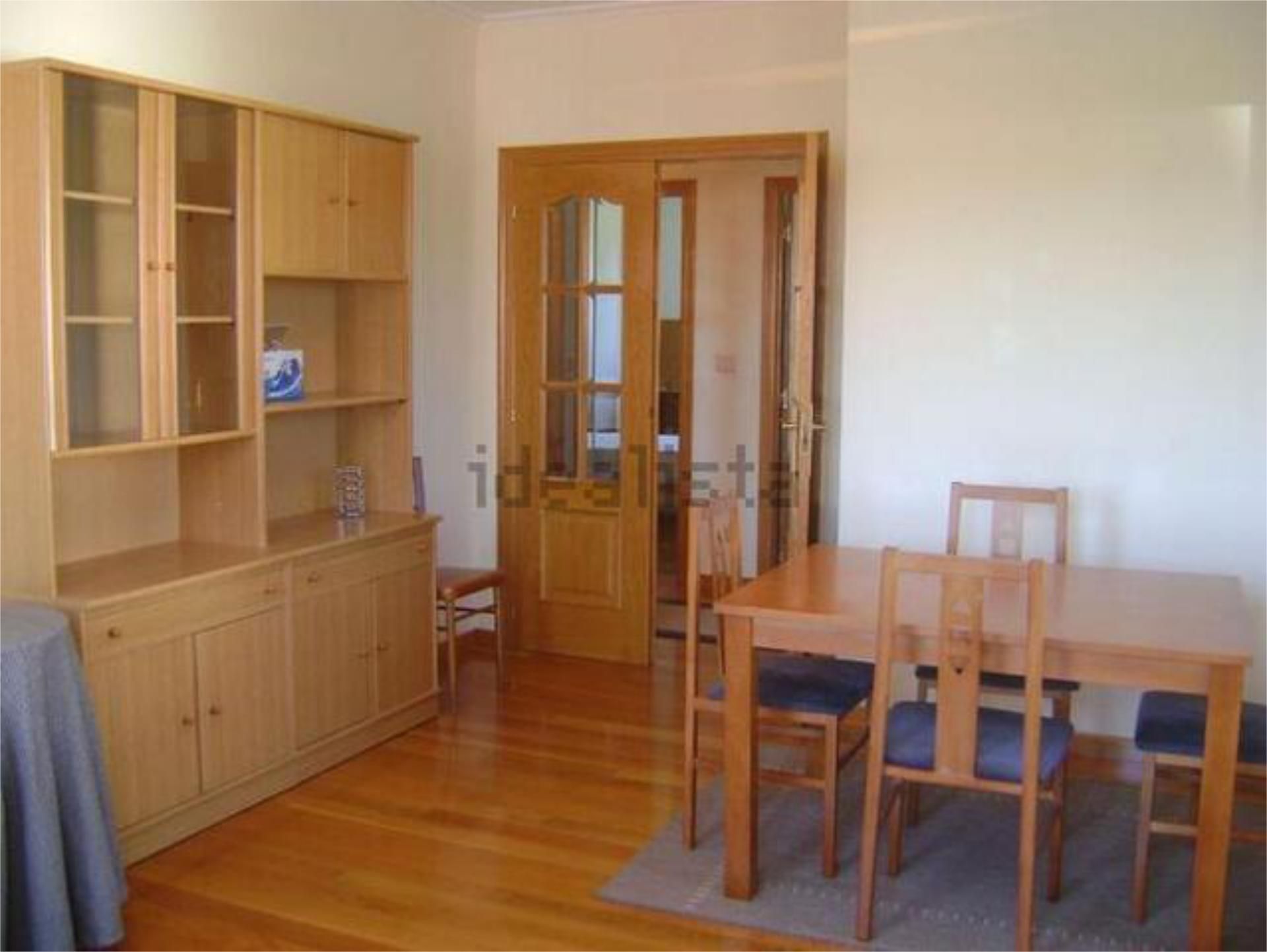 Menjador de Apartament de lloguer en Lugo Capital amb Calefacció i Moblat