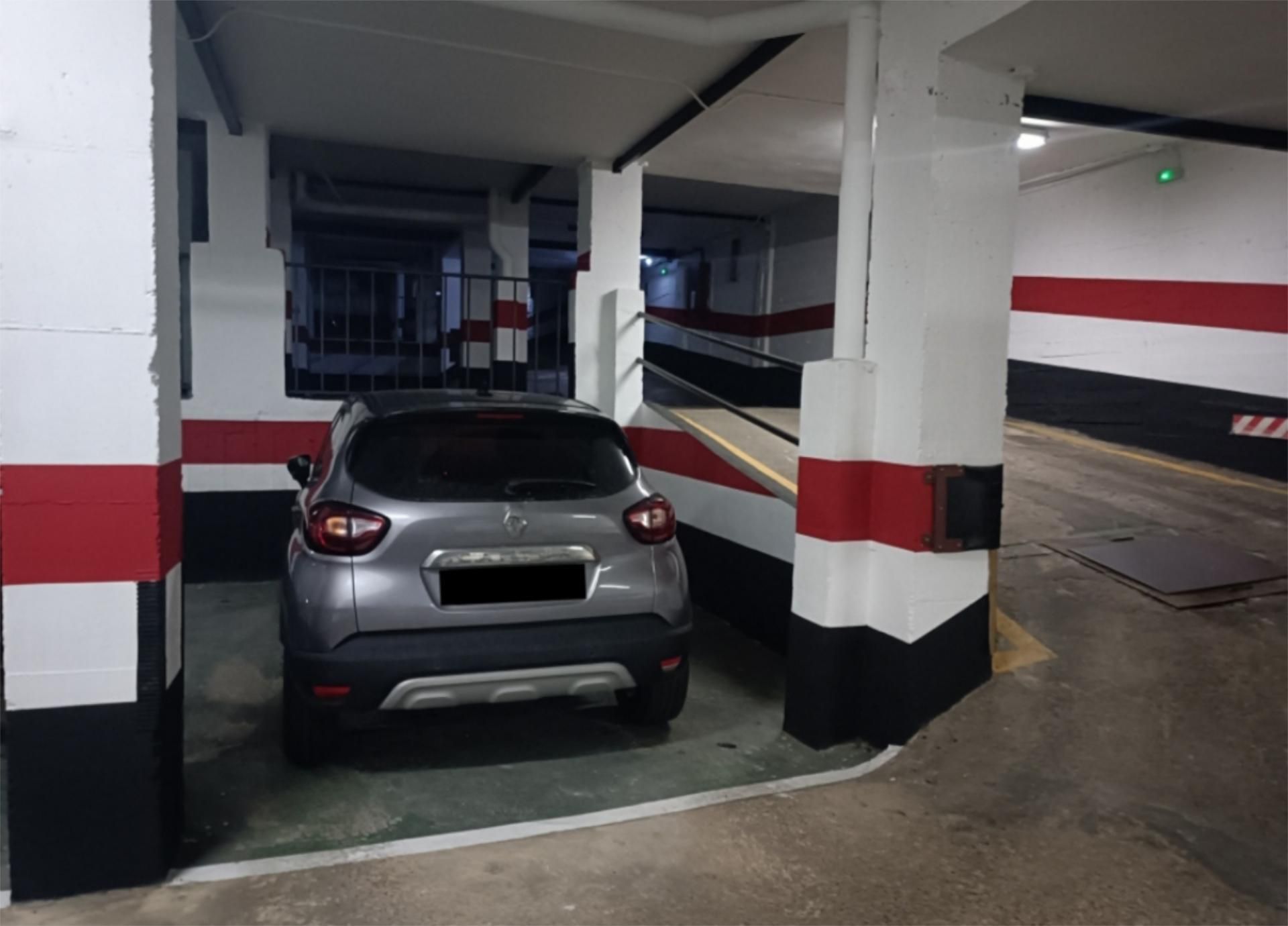 Aparcament de Garatge de lloguer en  Huelva Capital