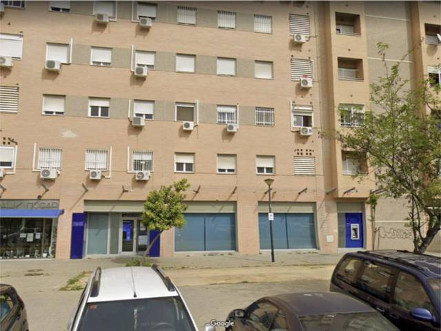 Local comercial en Alquiler en Calle Estafeta, 13 en Pino Montano - Consolación