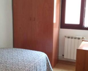 Dormitori de Pis per a compartir en Santander amb Calefacció, Moblat i Forn