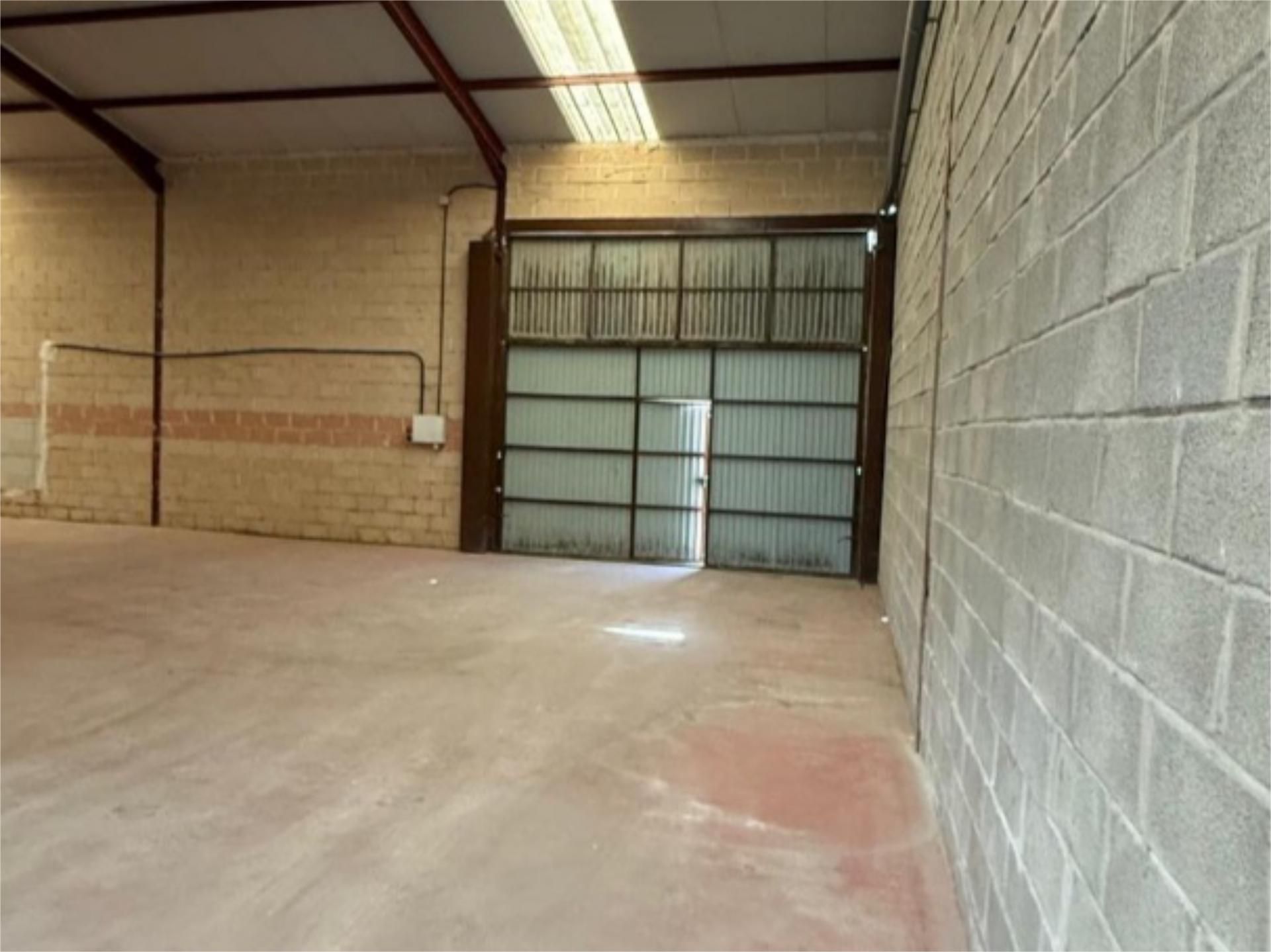 Industrial buildings to rent in Cuéllar