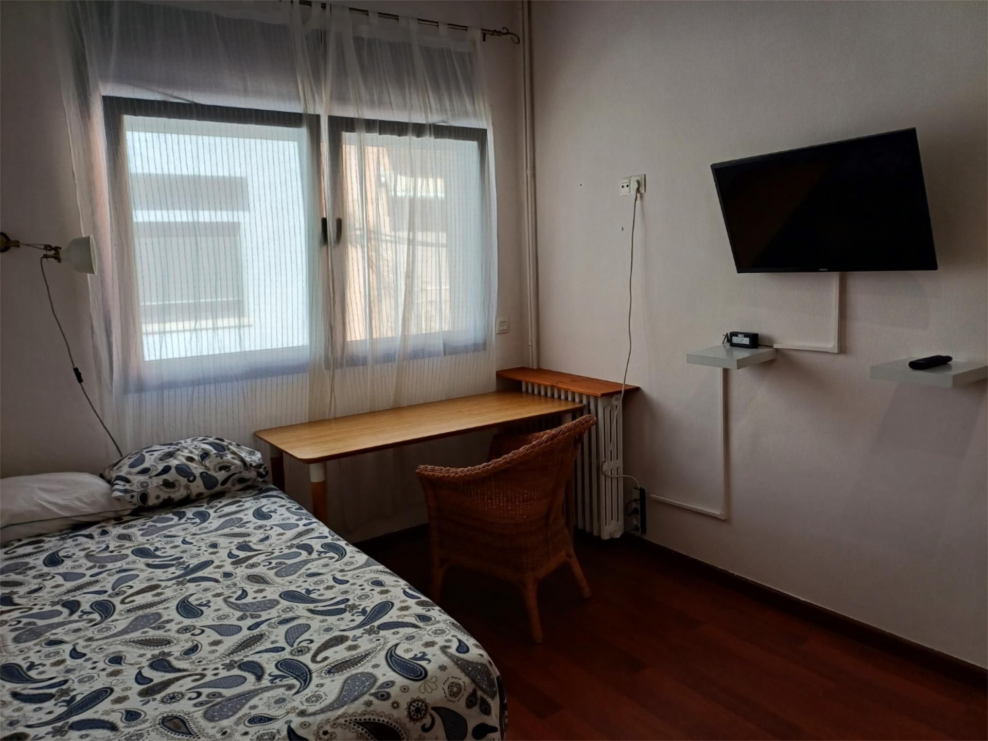 Bedroom of Flat to share in La Garriga  with Heating, Parquet flooring and Terrace
