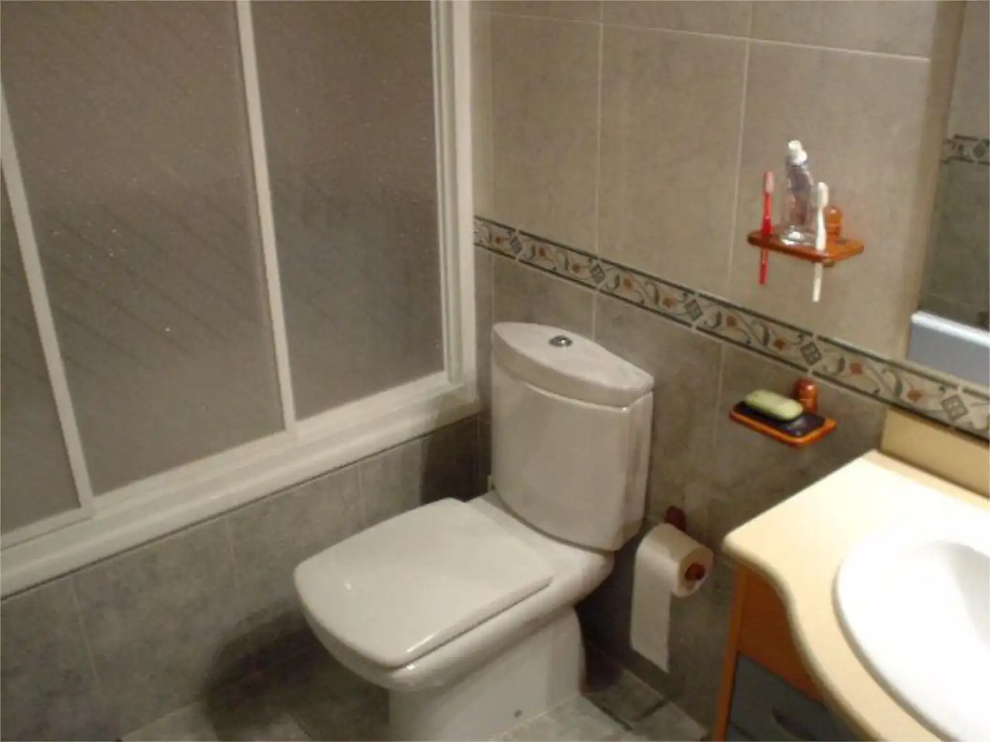 Flat for rent in Avenida Jaime Chicharro, 152, Playa Bathroom of Flat for rent in Burriana / Borriana with Terrace, Furnished and Video intercom
