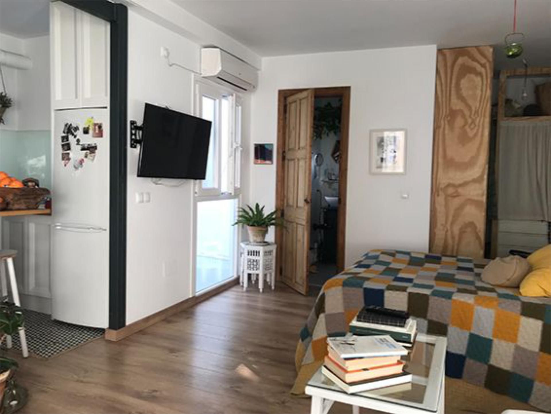 Dormitori de Casa adosada de lloguer en Algeciras amb Aire condicionat, Calefacció i Terrassa