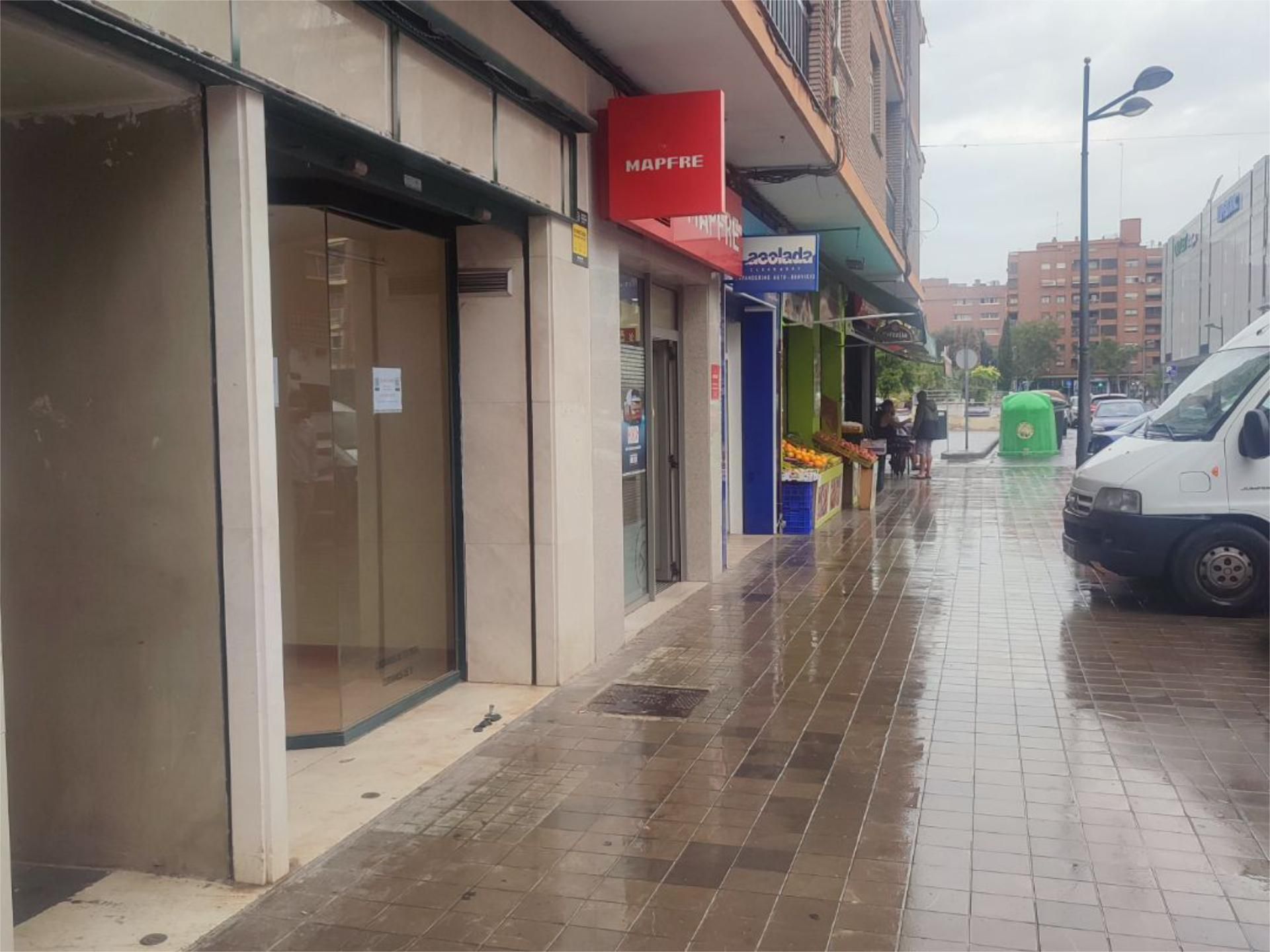 Premises for sale in  Valencia Capital  with Air Conditioner
