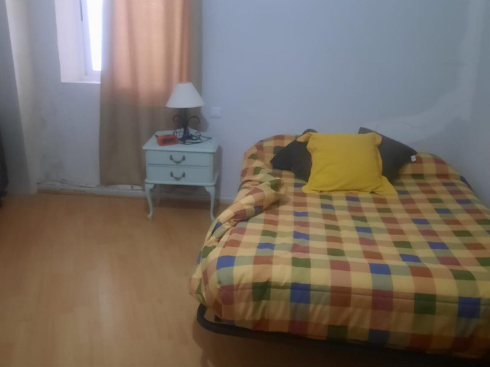 Bedroom of Flat for sale in Padiernos