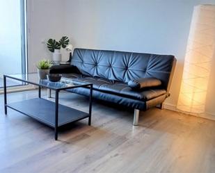 Sala d'estar de Estudi en venda en Marbella amb Aire condicionat, Parquet i Terrassa