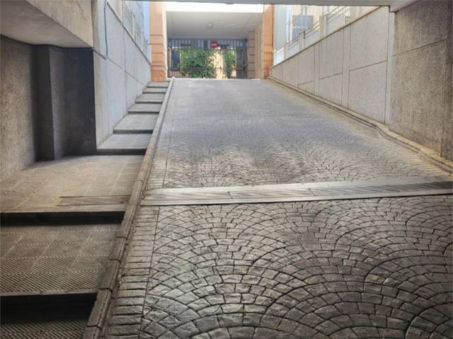 Garaje en Venta en Calle Manuel Benítez "El Cordobés", 2 en Ciudad Jardín - Zoco