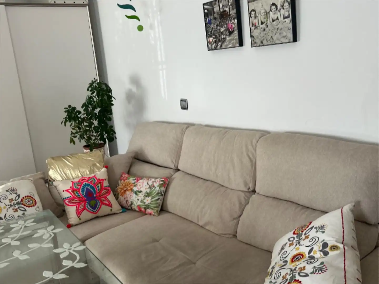 Piso en venta en Avenida Santa Marina, 54, Santa Marina Sala de estar de Piso en venta en Badajoz con Aire acondicionado, Calefacción y Parquet