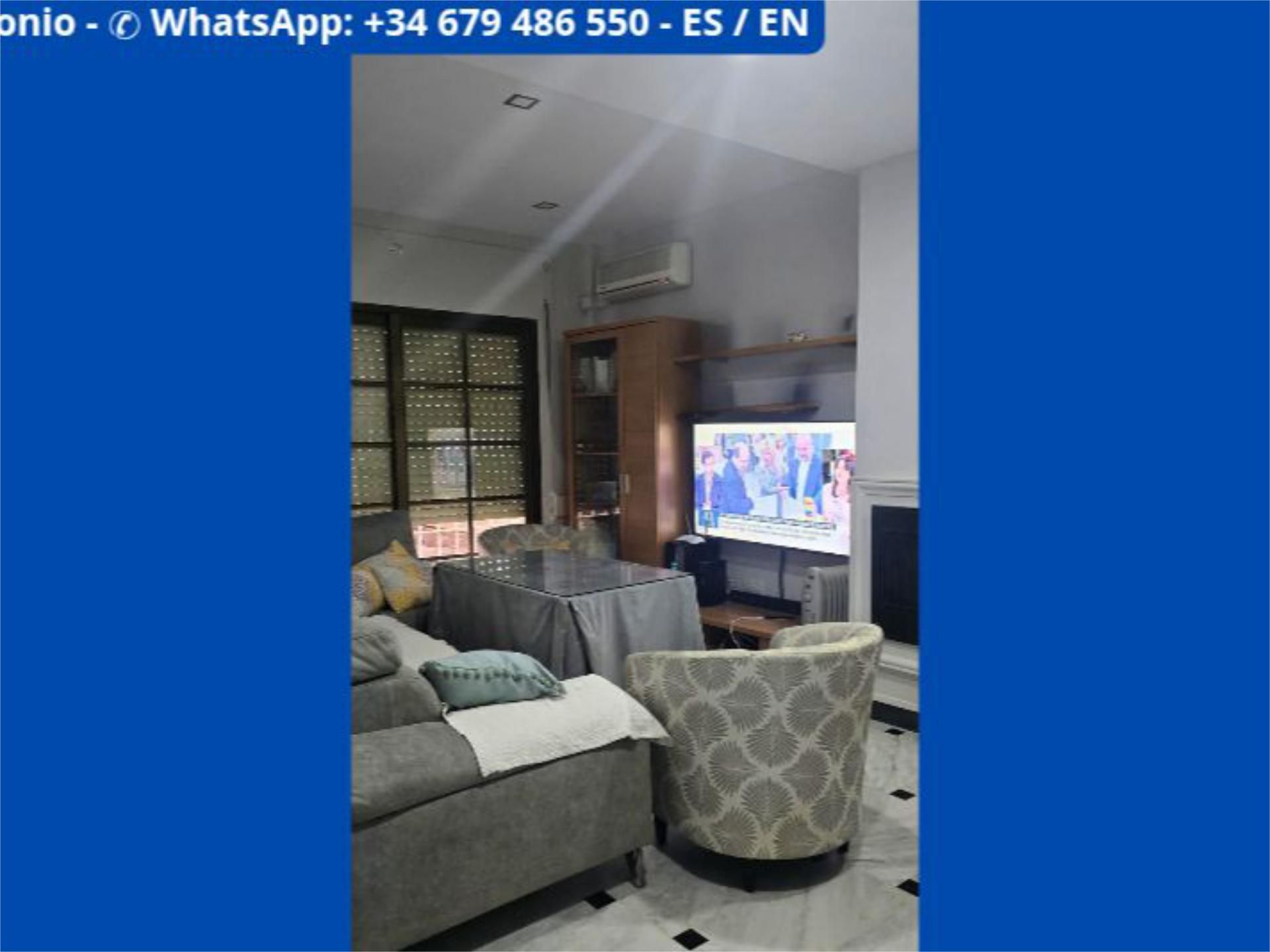 Living room of Single-family semi-detached for sale in Jerez de la Frontera  with Air Conditioner, Terrace and Storage room