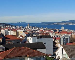 Vista exterior de Àtic de lloguer en Vigo  amb Calefacció, Terrassa i Traster