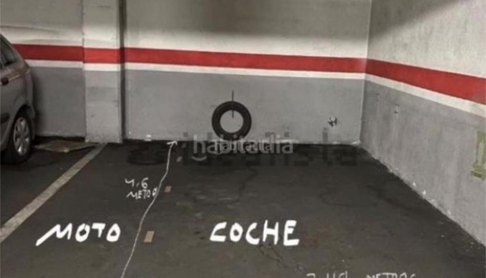 Photo 1 of Garage to rent in Carrer de Valldemossa, 68, Porta, Barcelona