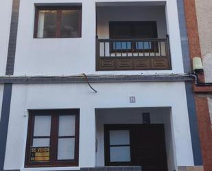 Vista exterior de Casa adosada en venda en Los Silos amb Traster i Balcó