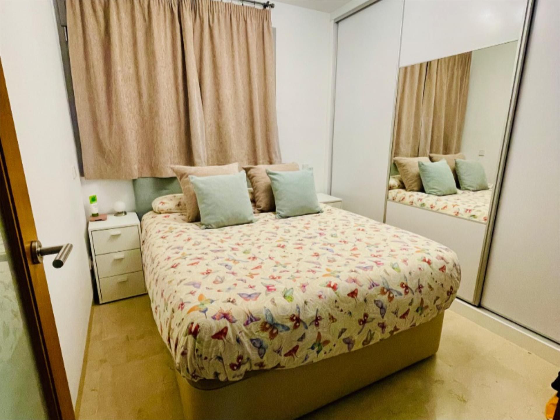 Habitación de Piso en venta en  Cádiz Capital con Aire acondicionado, Calefacción y Trastero