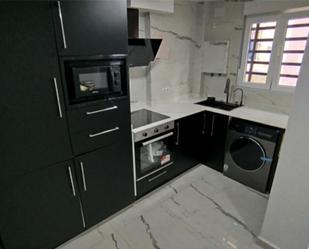 Cuina de Casa o xalet en venda en Málaga Capital amb Aire condicionat, Terrassa i Balcó