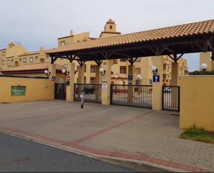 Vista exterior de Apartament en venda en Ayamonte amb Aire condicionat, Terrassa i Piscina