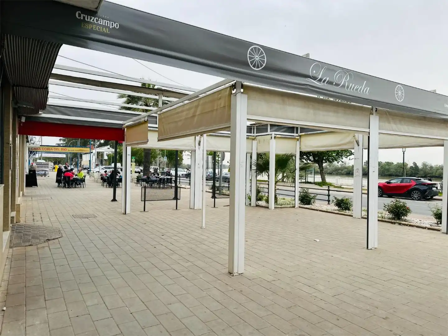 Terraza de Local de alquiler en Coria del Río con Aire acondicionado y Amueblado