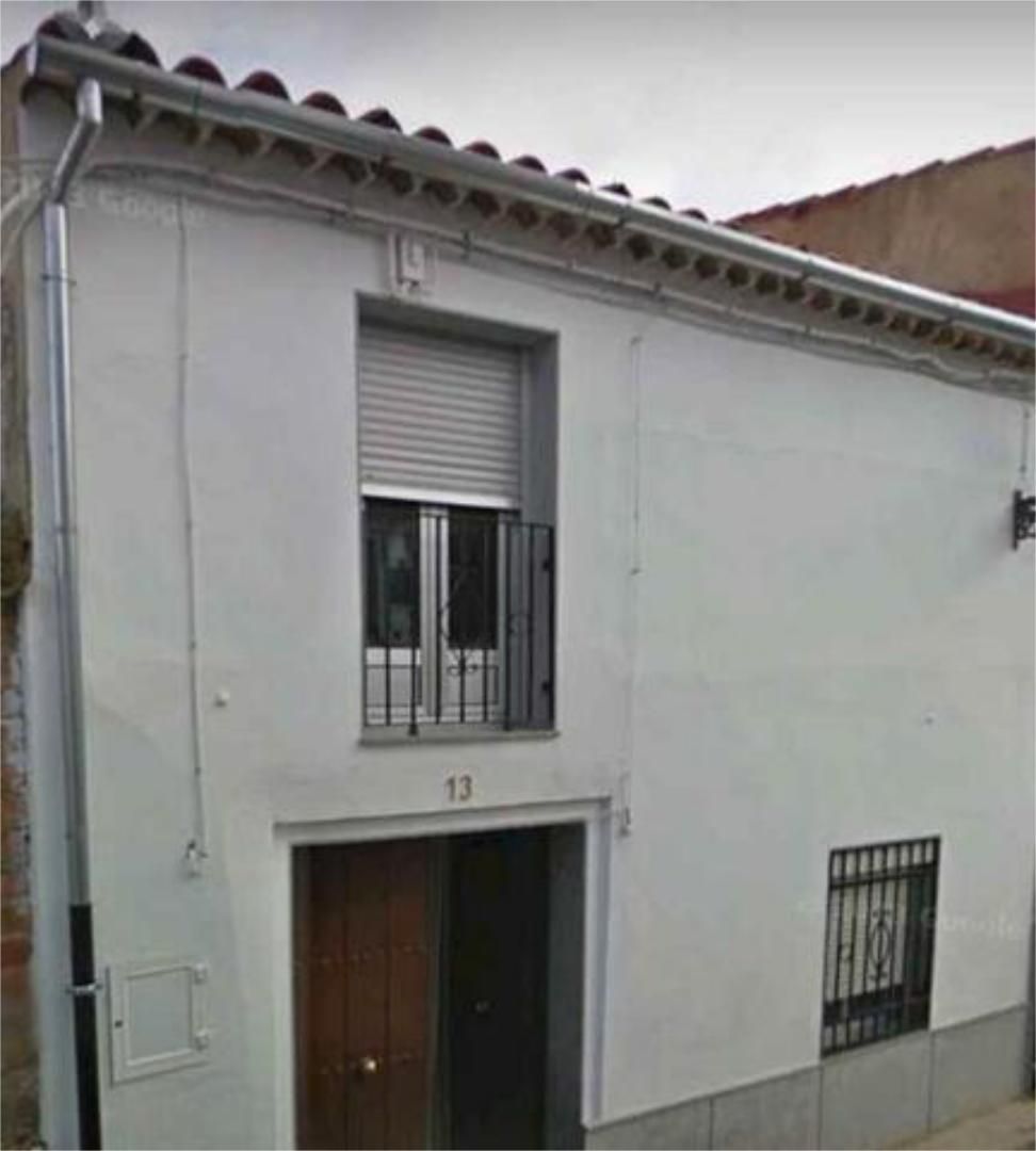 Vista exterior de Casa o xalet en venda en Dos Torres amb Jardí privat, Terrassa i Traster