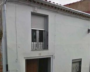 Vista exterior de Casa o xalet en venda en Dos Torres amb Jardí privat, Terrassa i Traster