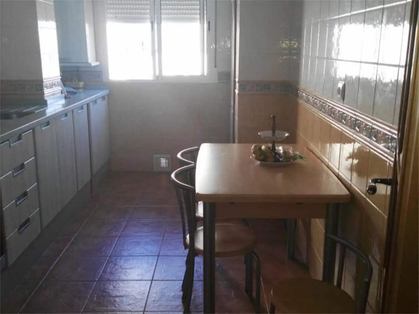 Piso de alquiler en Calle Pez Espada, 29, Barbate ciudad Cocina de Piso de alquiler en Barbate con Terraza, Piscina y Amueblado