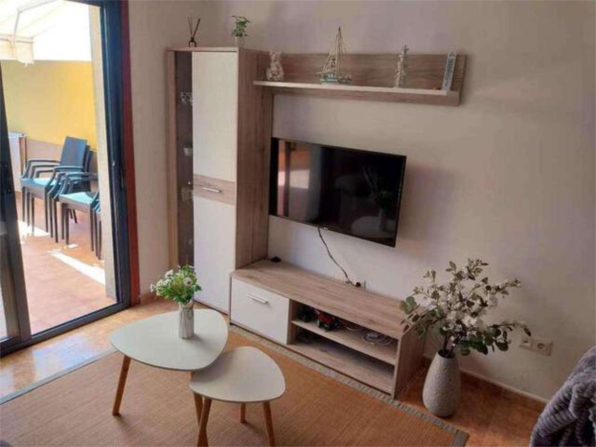 Living room of Flat to rent in Boiro  with Terrace and Furnished