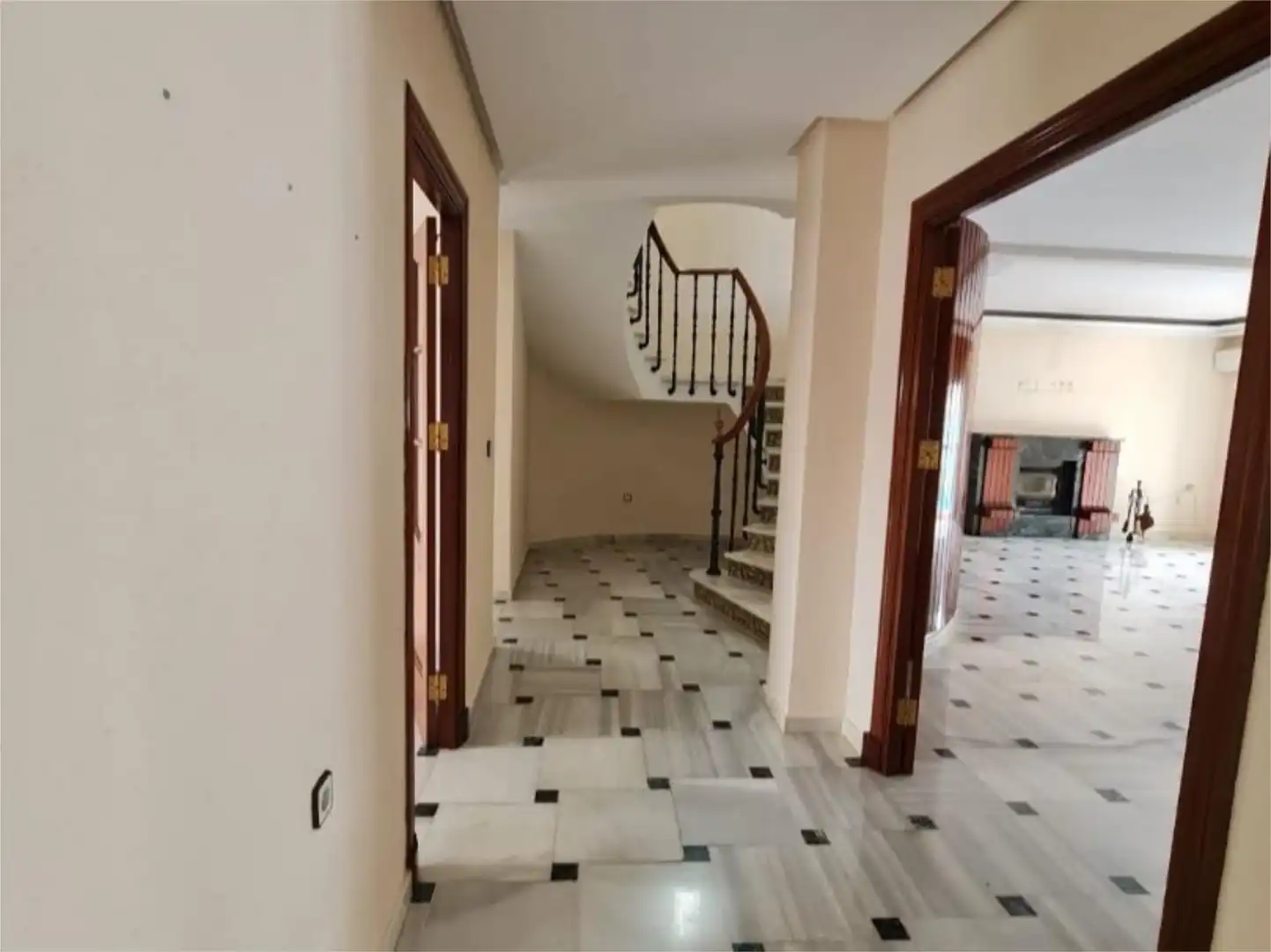 Flat for sale in Rota  with Air Conditioner, Heating and Private garden