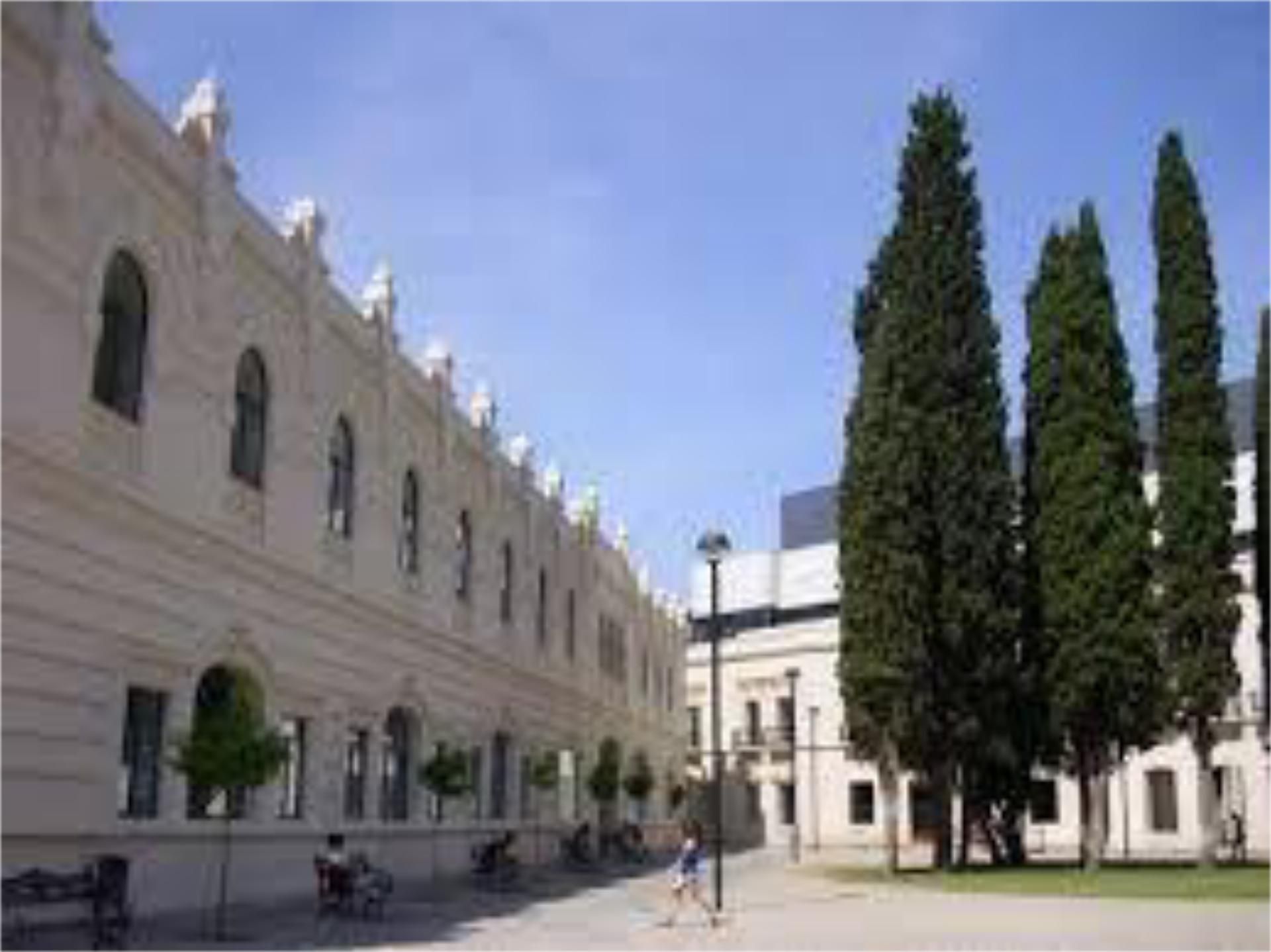 Vista exterior de Pis de lloguer en  Sevilla Capital amb Moblat