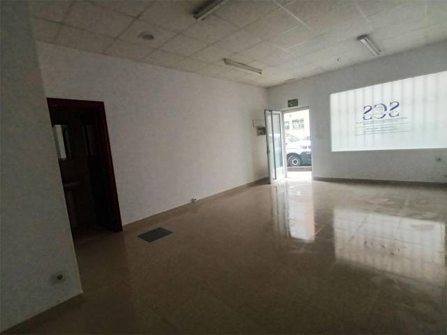 Local comercial en Alquiler en Rúa Fernando VI, 28 en Esteiro