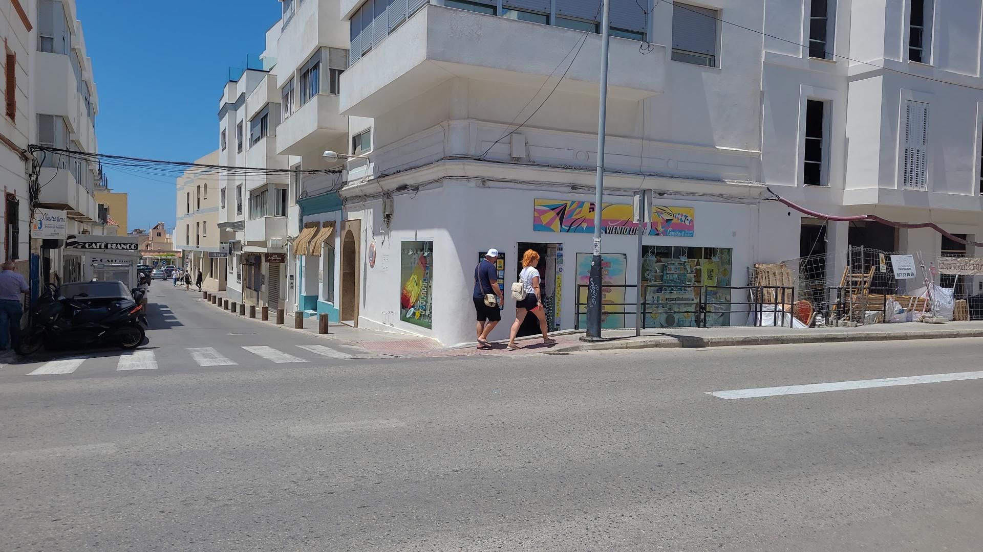 Vista exterior de Local en venda en Tarifa
