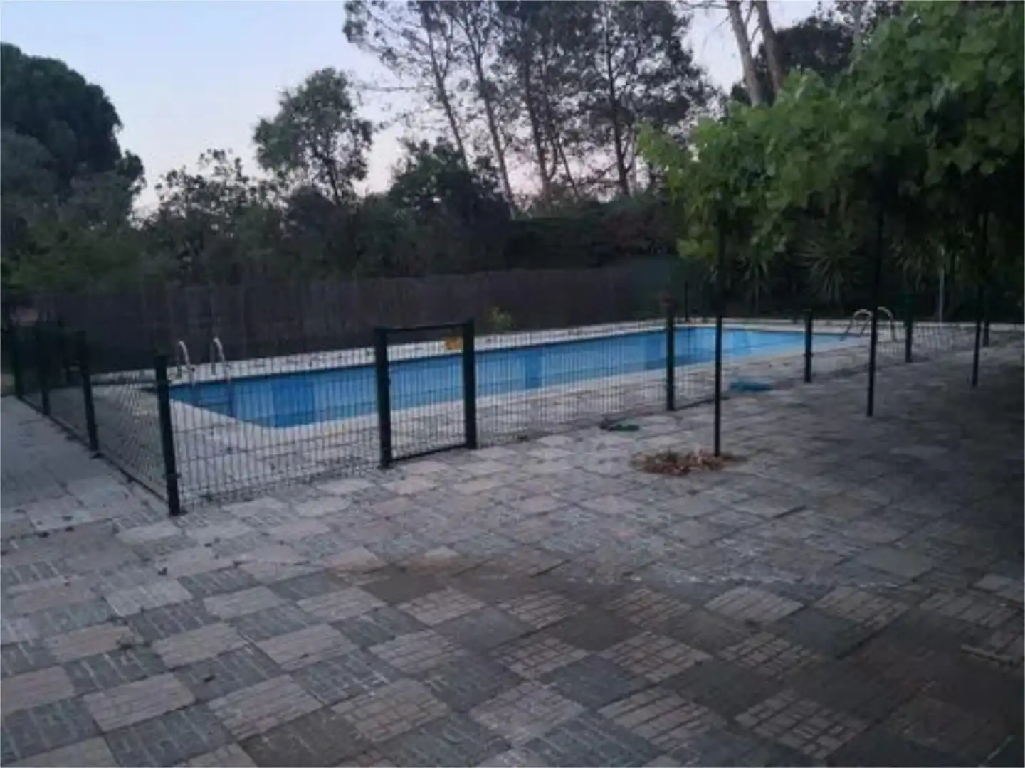 Schwimmbecken von Wohnung zum Verkauf in Baeza mit Klimaanlage, Terrasse und Schwimmbad