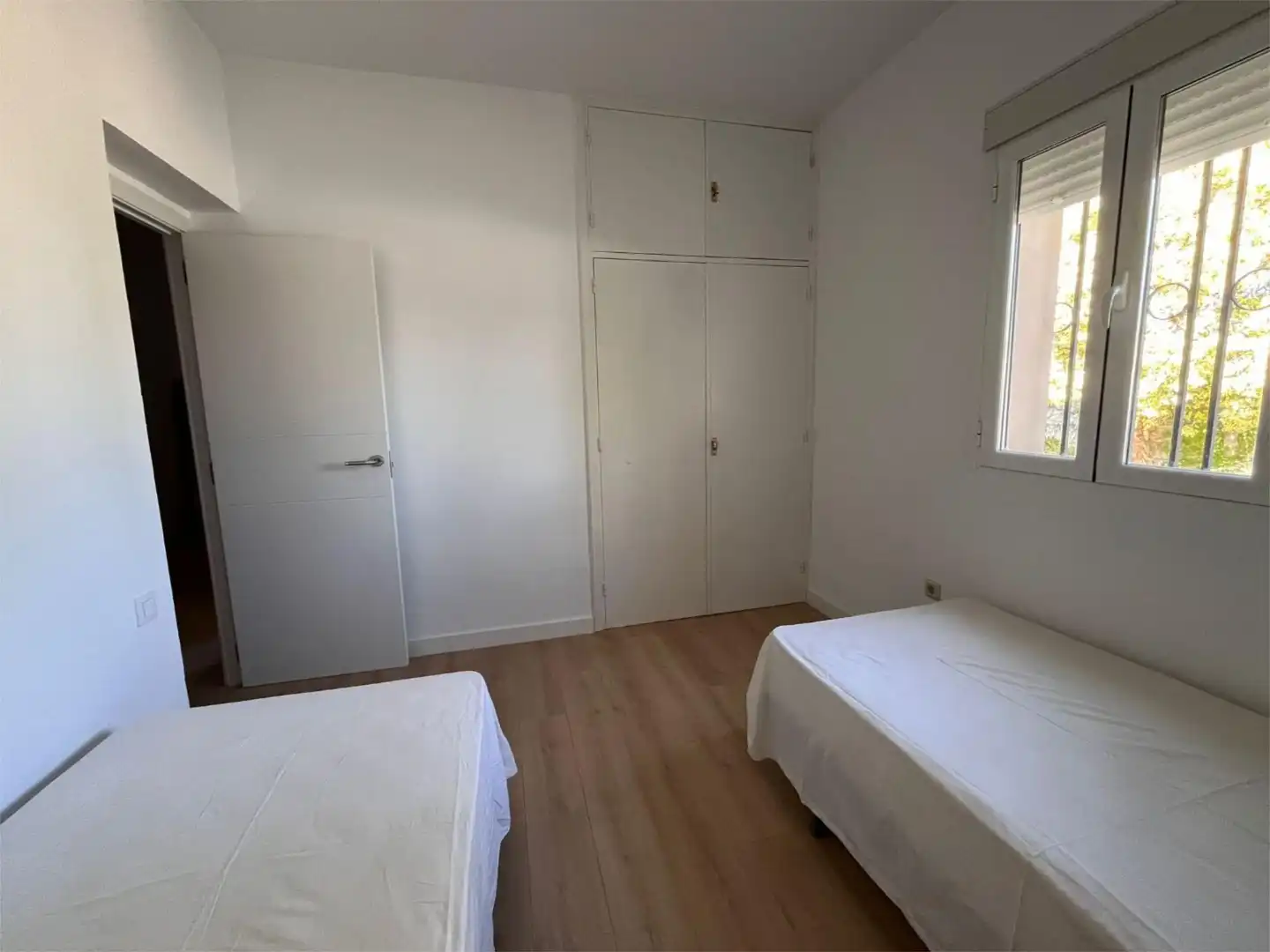 Schlafzimmer von Wohnung zum Verkauf in Baeza mit Klimaanlage, Terrasse und Schwimmbad