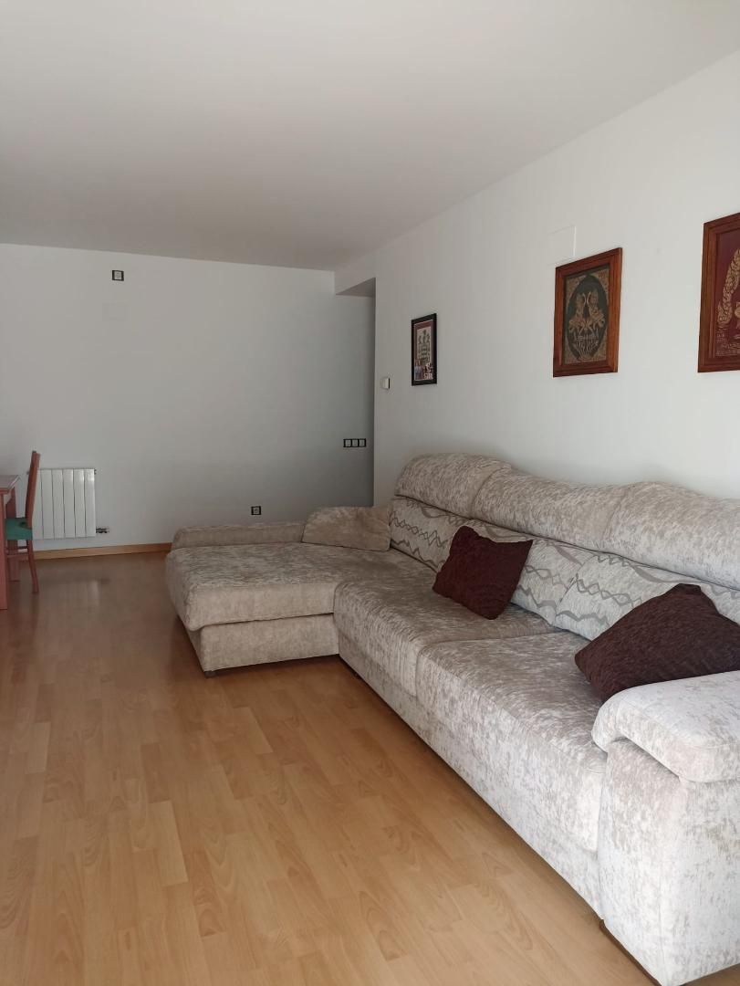 Living room of Flat for sale in Valls  with Air Conditioner, Terrace and Balcony